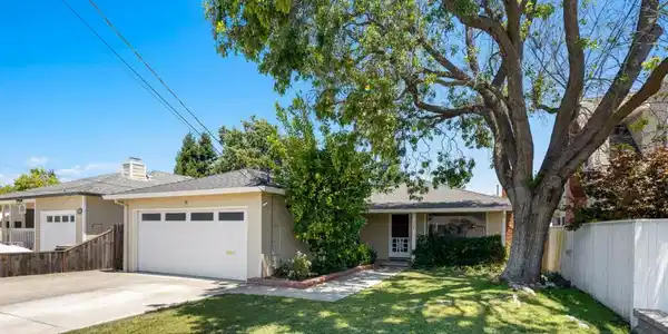 427 Topaz Street