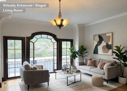 323 Lincoln Way