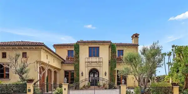 101 Ritz Cove Drive