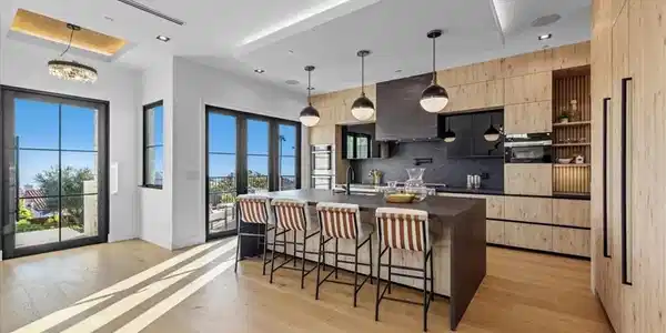 2532 Via Sanchez