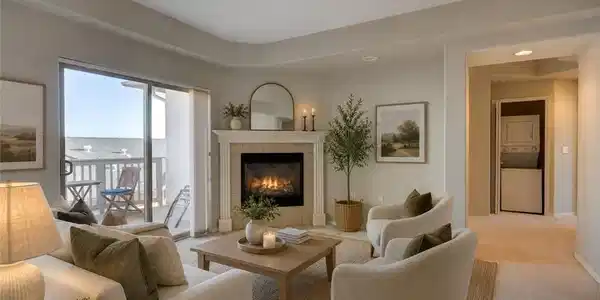 579 Camino Mercado