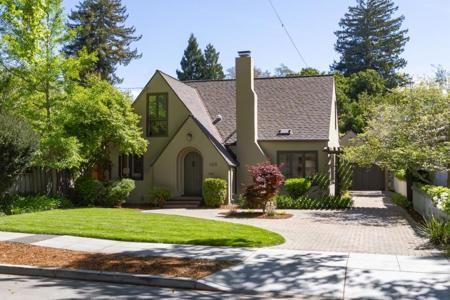 1215 Harriet Street