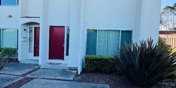 3137 Seacrest Avenue