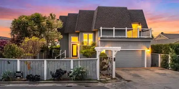 523 Middlefield Drive