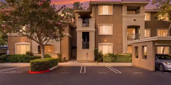 22681 Oakgrove