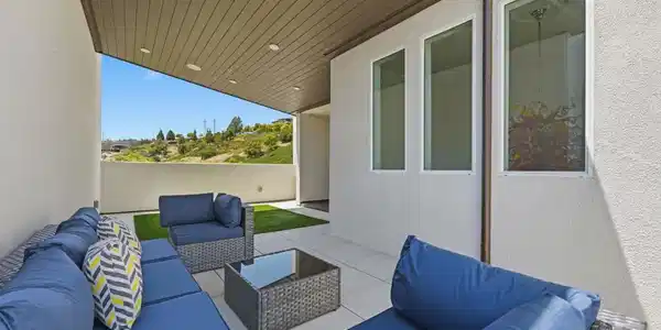 2806 Avella Cir