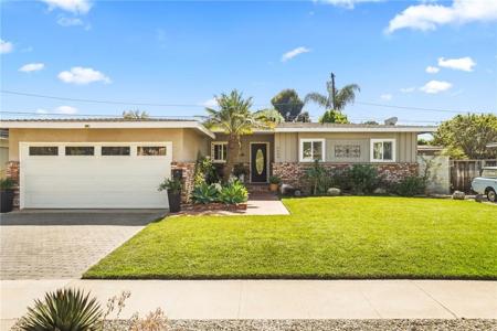 5640 E Deborah