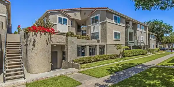 7545 Charmant Drive
