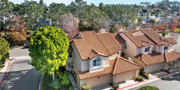 3811 Creststone