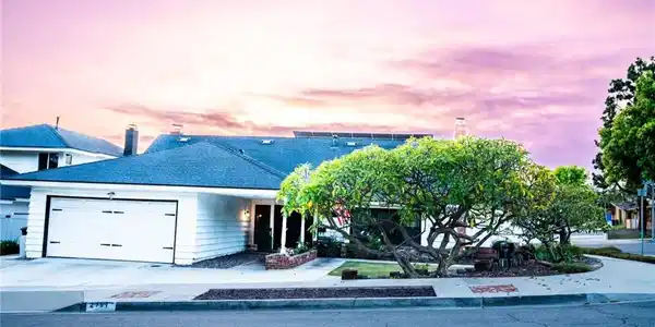 2751 Cardinal