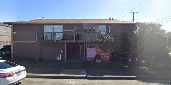 325 W Del Norte