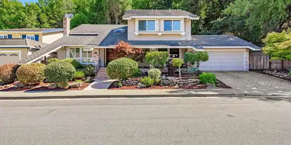 1521 Cherrywood Drive