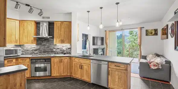 8211 Station Village Lane