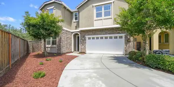 131 Caladenia Lane
