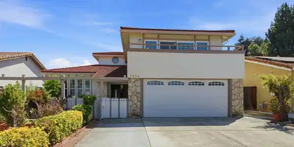2838 Agua Vista Drive