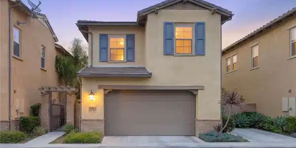 28301 Via Del Mar