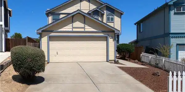 104 Bridgeview Ct