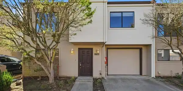 2022 Bob White Ln