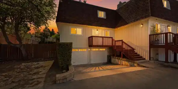 135 E Okeefe Street