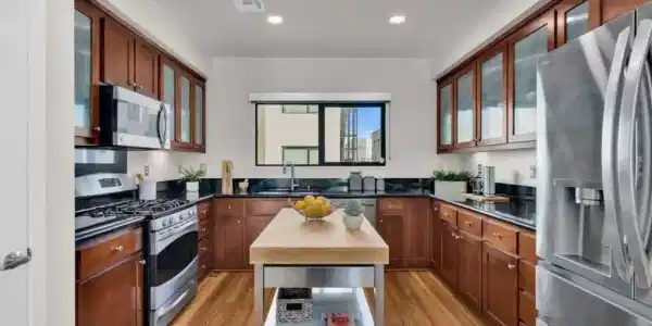 701 ZEPHYR Drive