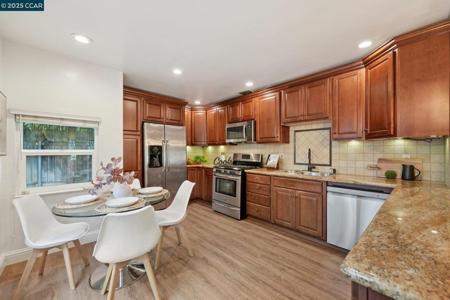 1364 Cobblestone Ct