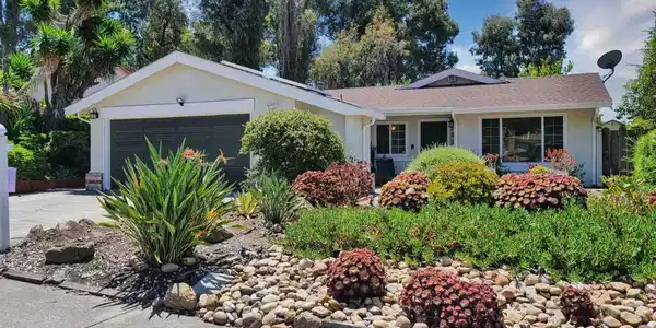 913 Seascape Cir
