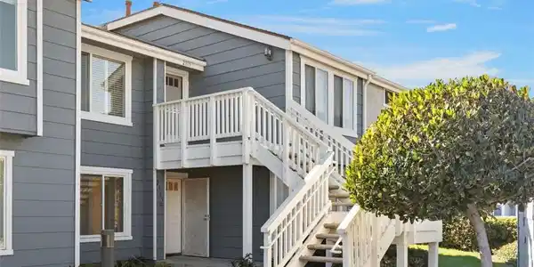 2113 Calle Ola Verde