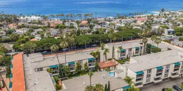 6455 La Jolla Boulevard