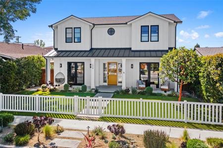 175 Costa Mesa
