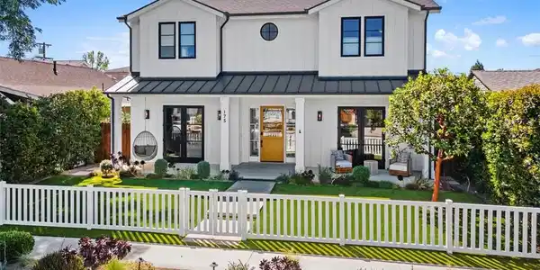 175 Costa Mesa