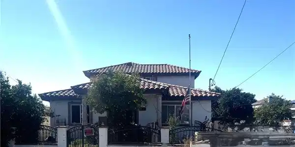 1323 Mcdonald Avenue