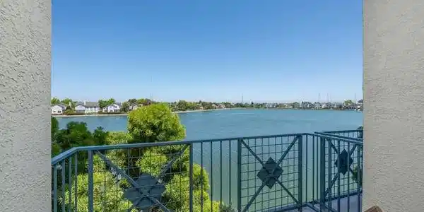 300 Baltic Circle