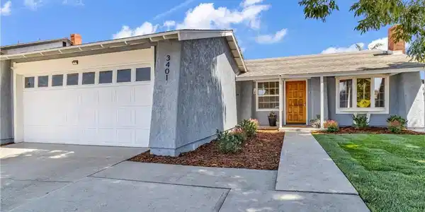3401 Via Marina