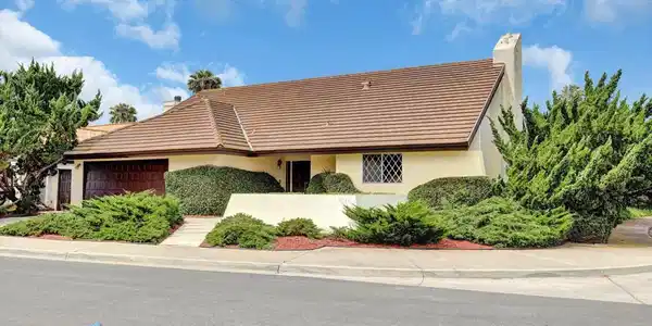 16138 Via Madera Circa