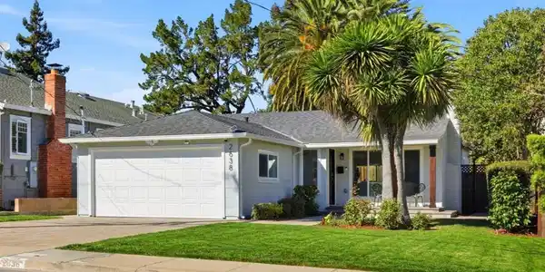 2638 Eaton Ave