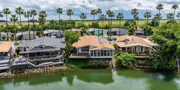 193 Oxbow Marina Dr
