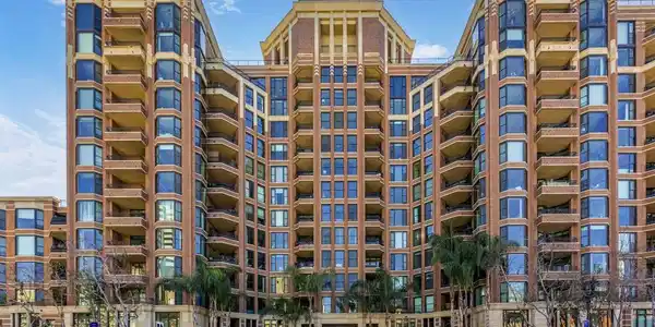 500 W Harbor Blvd