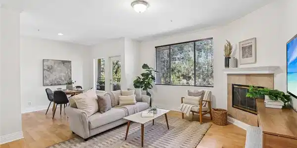 22681 Oakgrove Unit 233