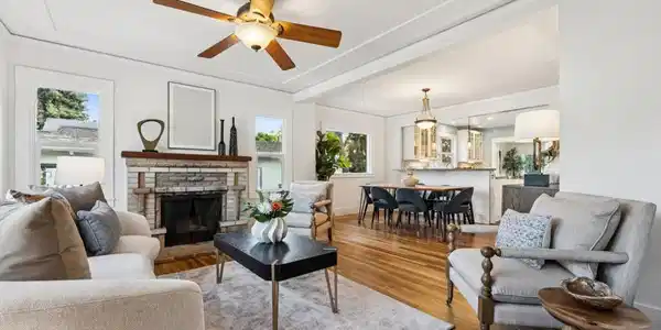 10907 Julius St