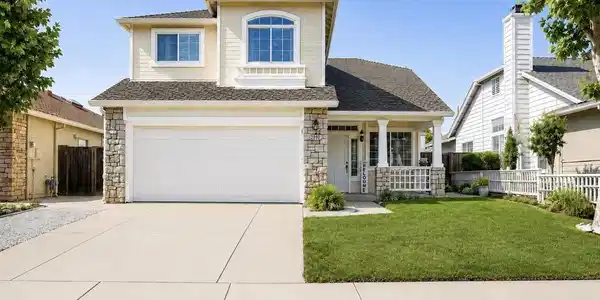 2090 Heartland Cir