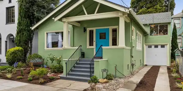 1827 Santa Clara Ave