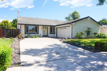 3370 Alder Ave
