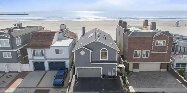 3541 Ocean Drive