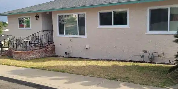 203 E Sycamore Avenue
