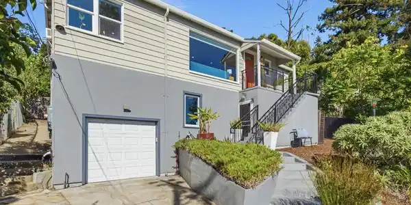 7308 Hillmont