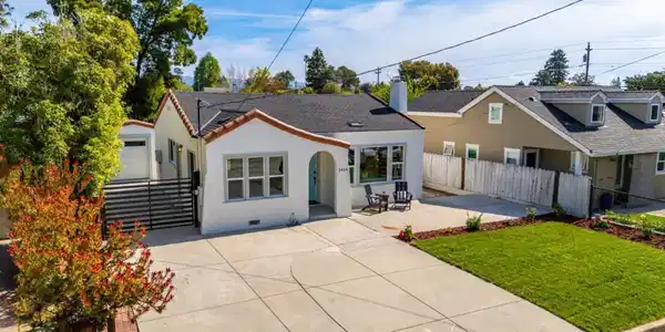 1414 Laurel