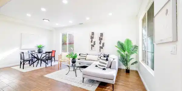 2275 Southwood Drive