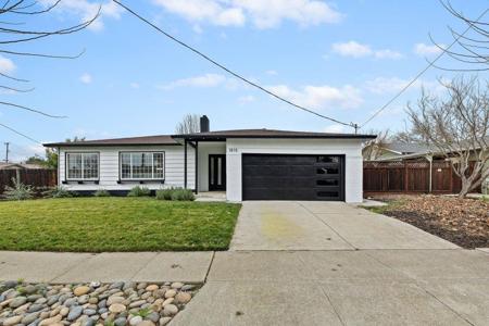1816 Lynwood Dr