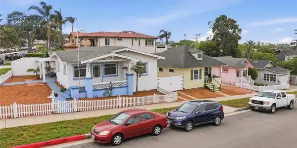 610 Carnelian