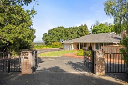 140 Northridge